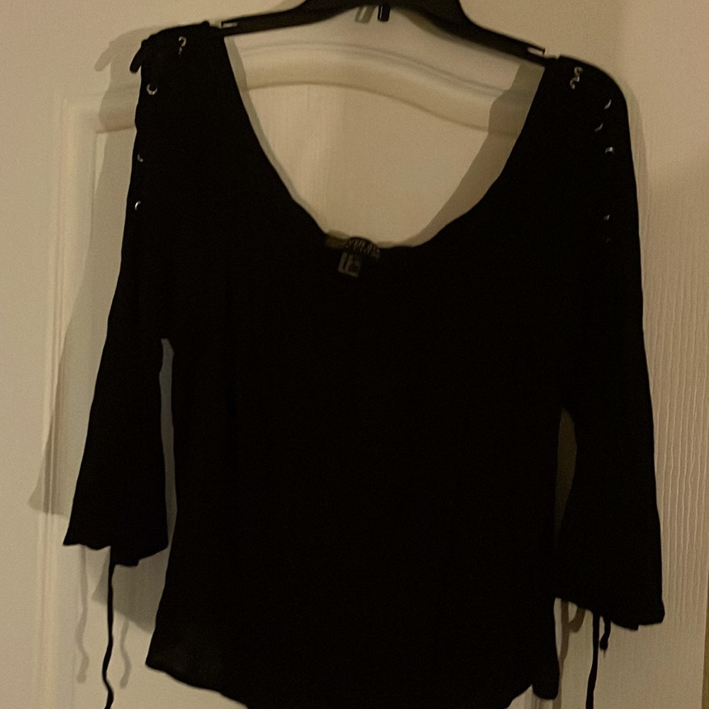 Black off shoulder sexy top